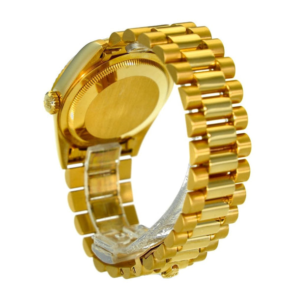 Day-Date 18238 – Champagne Baton Dial – 1998