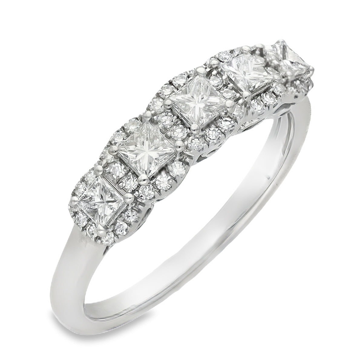 14ct White Gold Diamond Halo Cluster Ring - Size P - 0.64ct