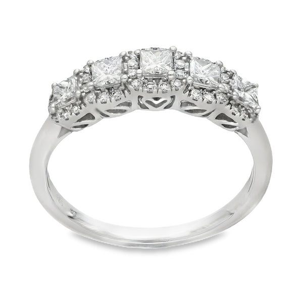 14ct White Gold Diamond Halo Cluster Ring - Size P - 0.64ct