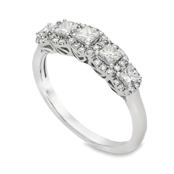 14ct White Gold Diamond Halo Cluster Ring - Size P - 0.64ct
