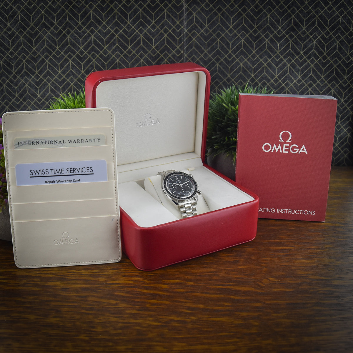 Speedmaster 35105000 - Black Dial - 1998