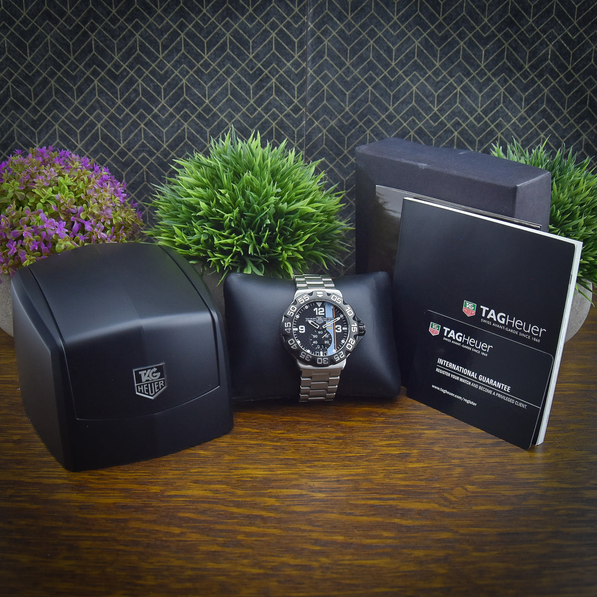 Formula 1 Gulf WAH1013 – Black Dial – 2012