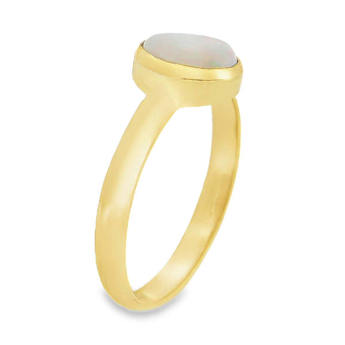 9ct Yellow Gold Opal Solitaire Ring - Size Q - 2.2g