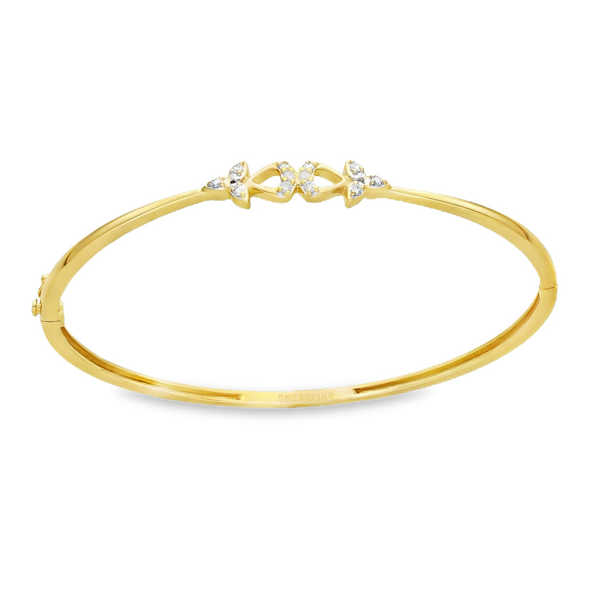 18ct Yellow Gold Diamond Set Bangle - 16cm - 0.12ct